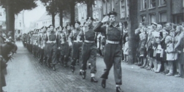 West Van woman solves mystery of father’s WW II photo