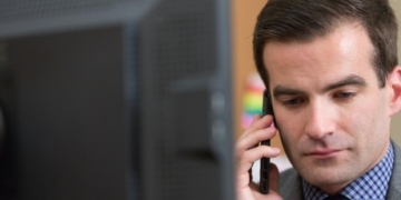 Hackers only needed a phone number to track this MP’s cellphone