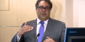 Proposed Calgary budget would cut services and limit tax increases in 2018