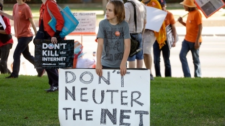 How repealing net neutrality in U.S. could hurt Canadian pocketbooks