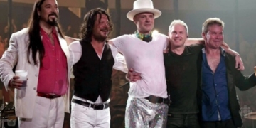 Alex Trebek, Tragically Hip appointed to the Order of Canada