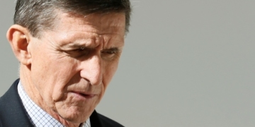 Michael Flynn’s lawyers break with Trump’s legal team