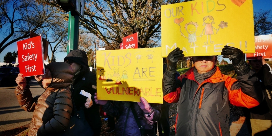 B.C. court orders Vancouver protesters to stop blocking modular housing project for homeless