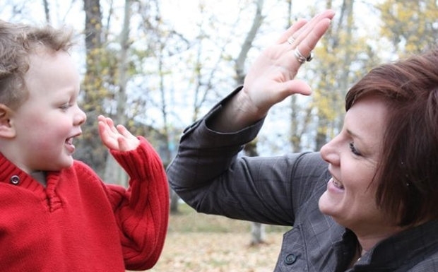 This 9-year-old Alberta boy raised $33K by selling lemonade in honour of his mom