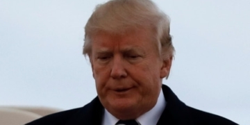 Trump lashes out at FBI in series of tweets