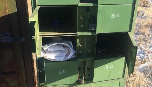 Rural residents push Canada Post to replace old mailboxes after spate of break-ins
