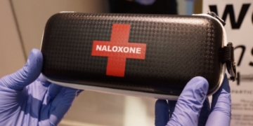 B.C. government to provide free take-home naloxone kits at pharmacies throughout province