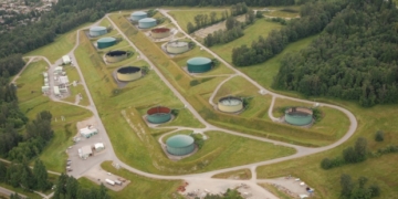 Protester arrested after alleged security breach at Kinder Morgan tank farm