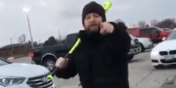 Charges laid after Ontario family attacked by man wielding bat and yelling ‘ISIS’