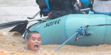 Death toll rises to 200 in Philippine floods and mudslides