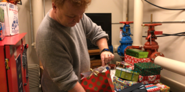 B.C. Christmas bureaus still seek donations