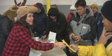 Annual herring charity sale draws thousands to Steveston Harbour
