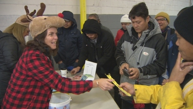 Annual herring charity sale draws thousands to Steveston Harbour