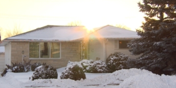 Ron Siwicki pleads guilty to causing mother's death through negligence