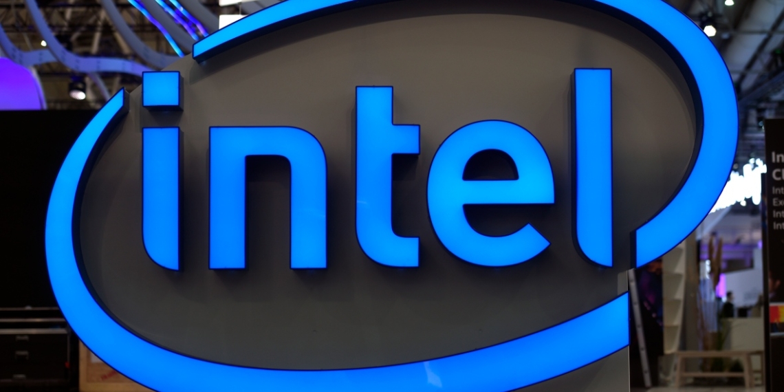 Report of flaw in Intel microprocessors sends AMD shares higher