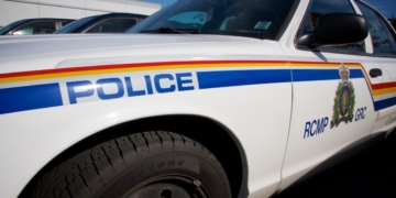 Stolen shotgun recovered after lengthy police pursuit through Airdrie and Calgary