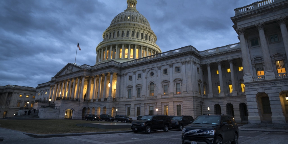 US shutdown: Government services closed as working week begins