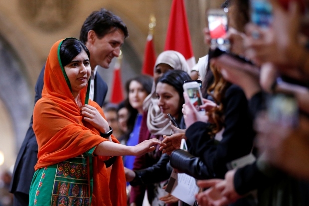 Lower U.S. business taxes, uncertainty over NAFTA complicate Trudeau's investment pitch in Davos