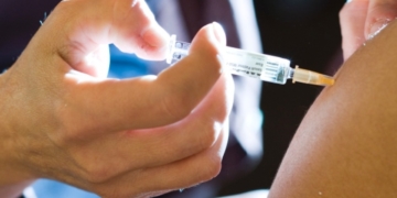 13,000 immunized following meningococcal outbreak