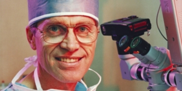 'The tires aren't worn out': No plans to retire just yet for Dr. Howard Gimbel