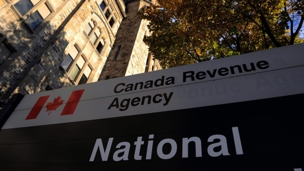 Single mother in Happy Valley-Goose Bay says CRA withholding child benefits