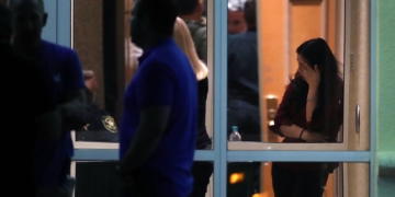 Florida shooting: Senators singled out over gun lobby funds