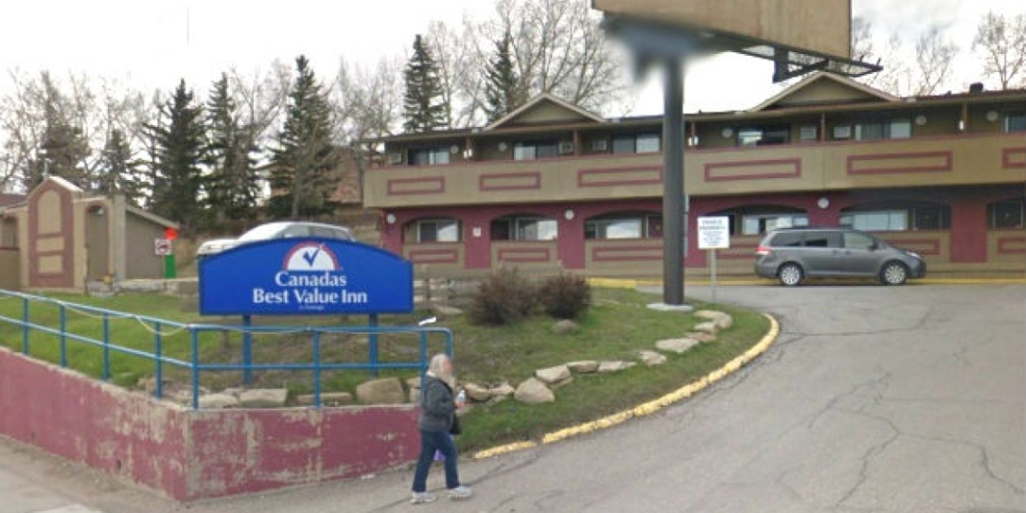 Calgary hotel employee accused of sexually assaulting guest by posing as chat friend