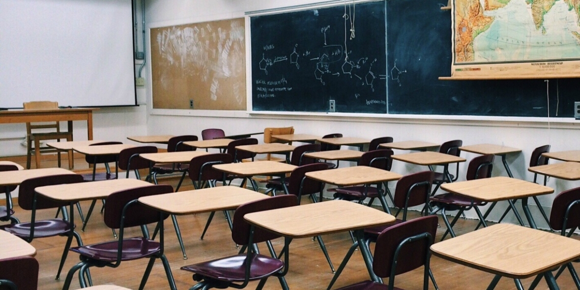 Teacher suspended after reprimanding students for cross-dressing