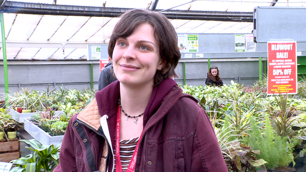 Customers flock to Sunnyside garden centre for 100-year-old store's last spring season