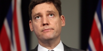 Woman claims she wasn't drinking before crash â€” she was texting