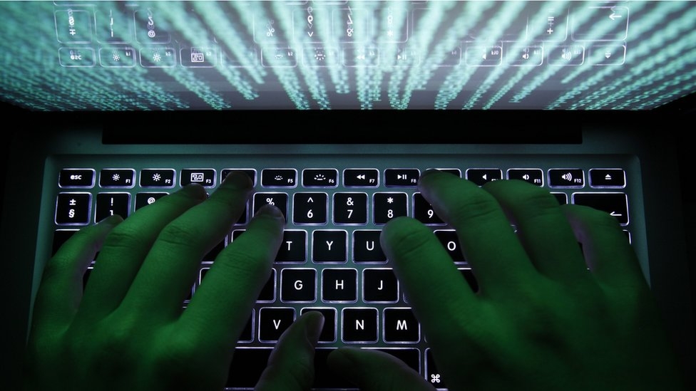 US sanctions Iranian hackers for 'stealing university data'