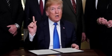 Trump announces tariffs on $60bn in Chinese imports