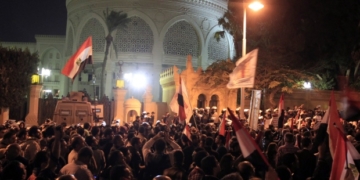 Egyptian voters go to the polls, but el-Sisi already known winner