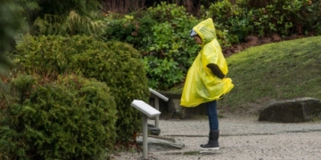 Soggy spring break giving indoor attractions a bump