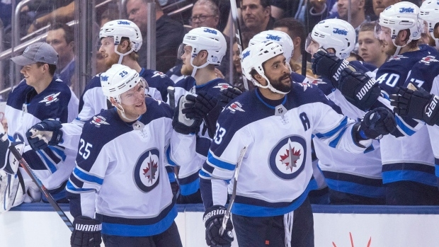 Jets top Leafs in battle of playoff-bound Canadian teams