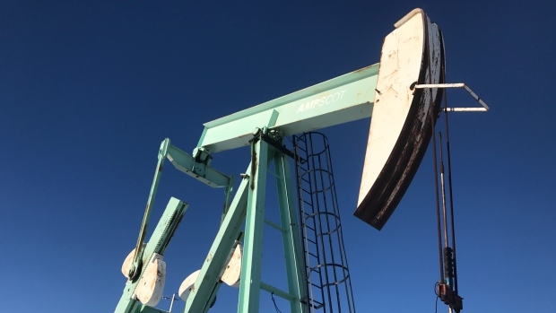 Canadian light oil prices hit with same discounts afflicting oilsands