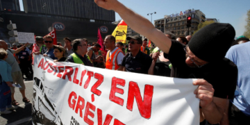 France's Macron fights his Trump-like approval rating by joining the fray: Don Murray