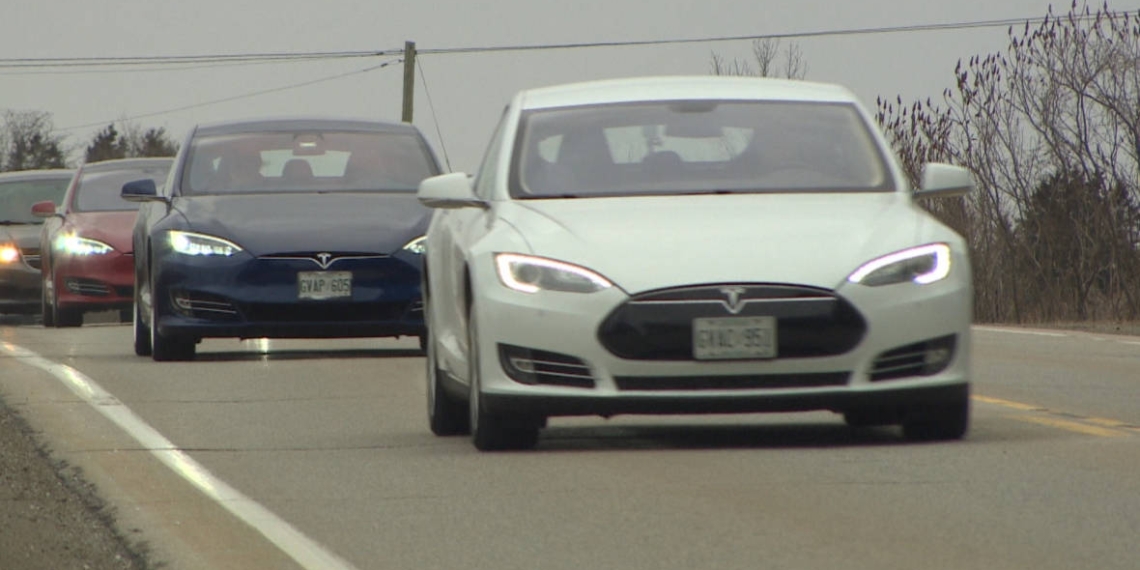 Tesla risks a blowout as problems mount, but fans keep the hype machine in overdrive