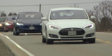 Tesla risks a blowout as problems mount, but fans keep the hype machine in overdrive