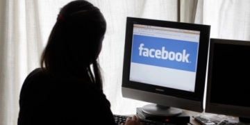 Facebook users to learn if they were part of privacy scandal