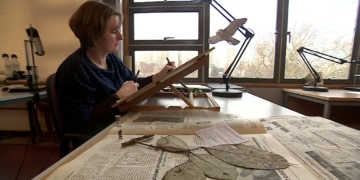 Botanical artist brings rare plants back to life