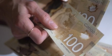 Trend shows fewer Canadians donate to charity, according to Fraser Institute