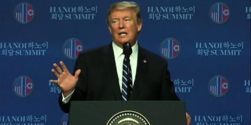 Trump criticises former lawyer Michael Cohen’s testimony