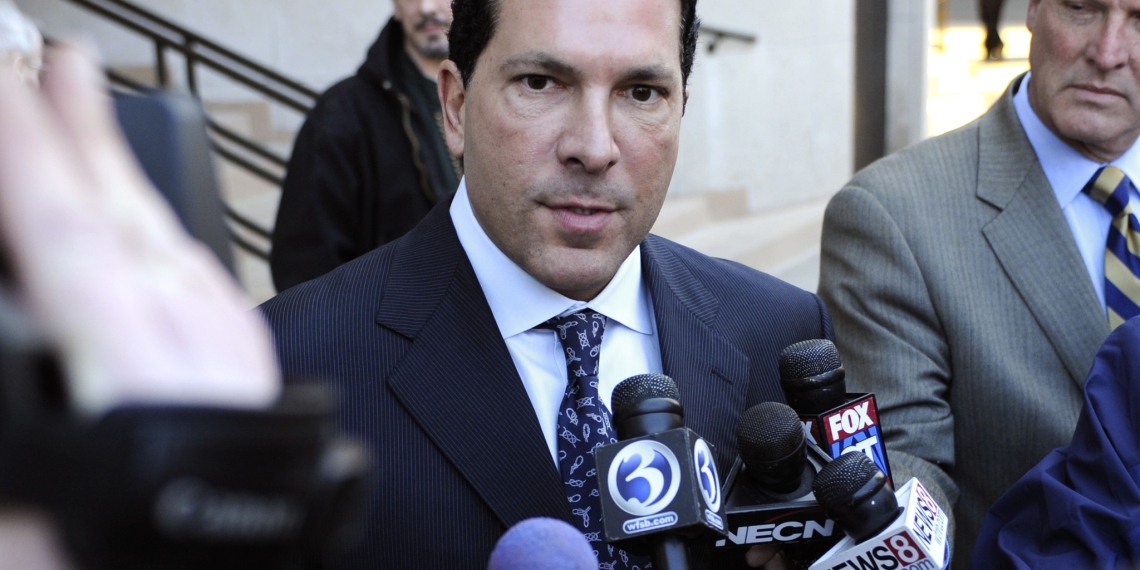 Celebrity lawyer Joseph Tacopina caught with brass knuckles at JFK airport: authorities