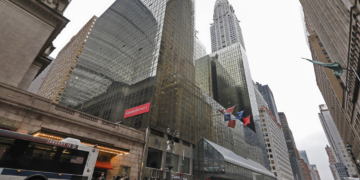 Trump’s first big Manhattan real estate windfall set for demolition