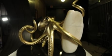 Mississauga, Ont., man’s been hiding what could be the world’s largest pearl &mdash; now he wants to show it off