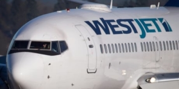 WestJet suspends 2019 financial forecast after Boeing groundings