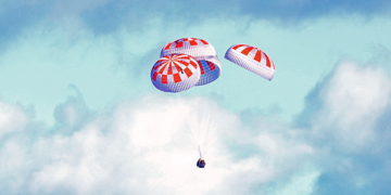 SpaceX: Dragon capsule splashes down after ISS mission