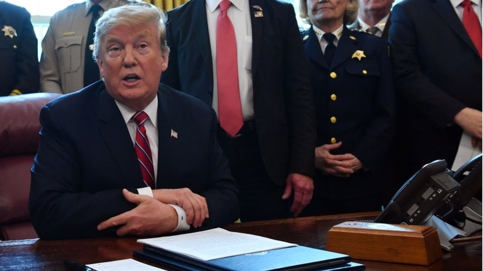 Trump issues veto over border emergency declaration