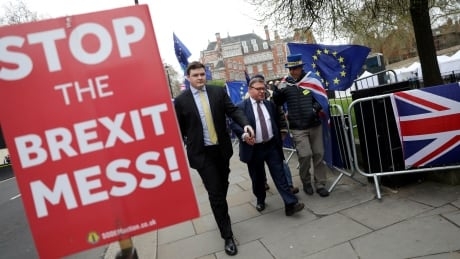 ‘Very, very frustrating situation’: German official demands Brexit progress as May seeks delay